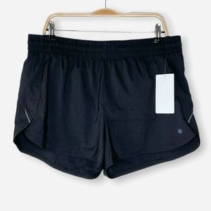 NWT Athleta Women's Racer Run Short 4.5" Black Size XL